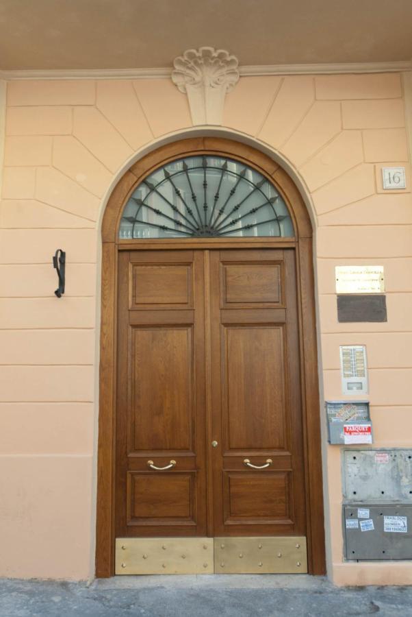 Pepe'S Place - Re Di Roma Екстер'єр фото